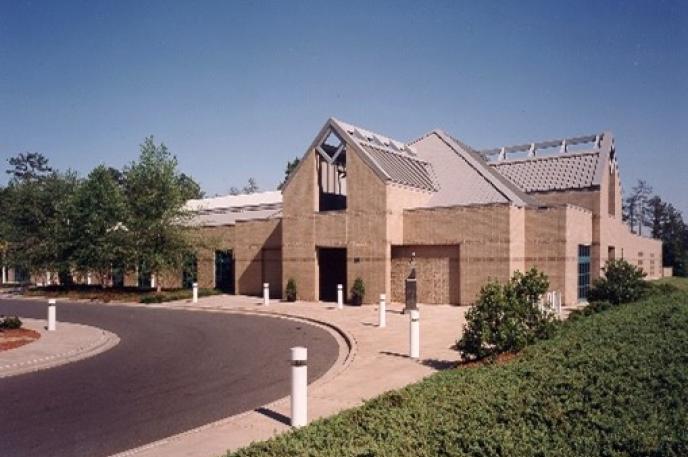 Let WelcomeCLT help you get to know University City Regional Library and the surrounding community. Let WelcomeCLT help you get to know University City Regional Library and the surrounding community.