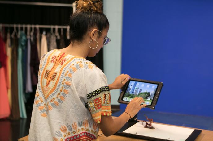 Stay connected while staying home with online programming from the Library. Stay connected while staying home with online programming from the Library.