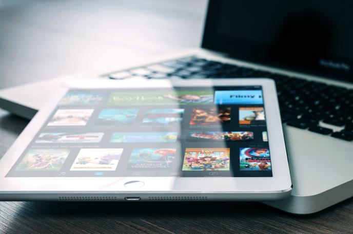 Did you get a new device this holiday season? Charlotte Mecklenburg Library offers many resources to fill it up - for free! Did you get a new device this holiday season? Charlotte Mecklenburg Library offers many resources to fill it up - for free!